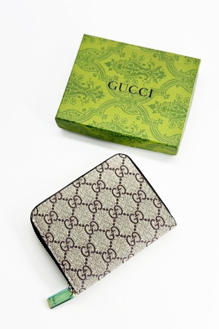 جزدان - Gucci Small zip around / شامل علبة 